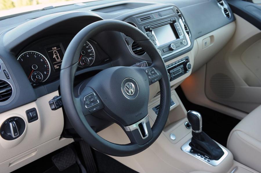 Volkswagen Tiguan 2011 года  (фото 76 из 146)